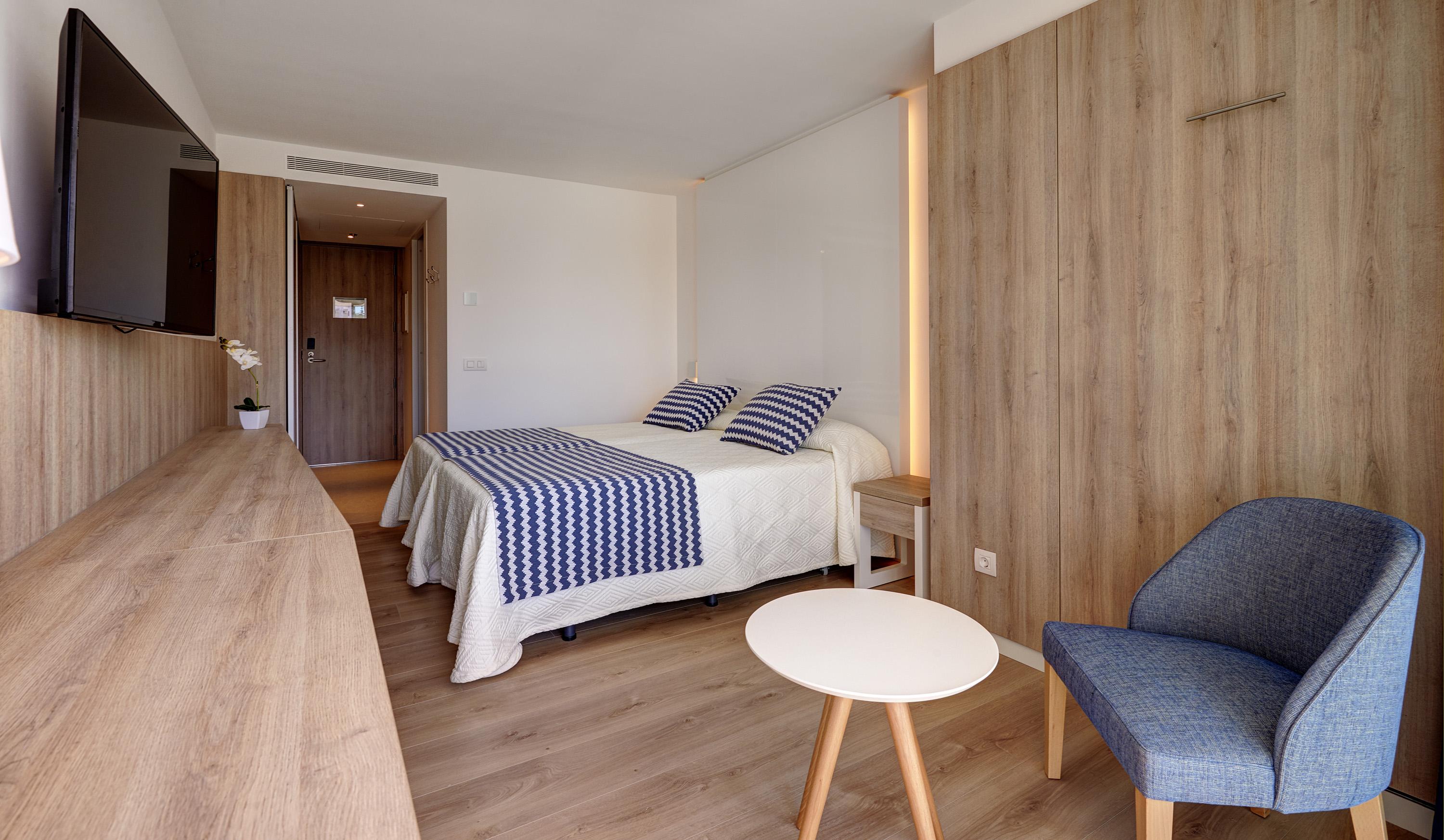 Hipotels Bahia Cala Millor - Adults Only Ngoại thất bức ảnh