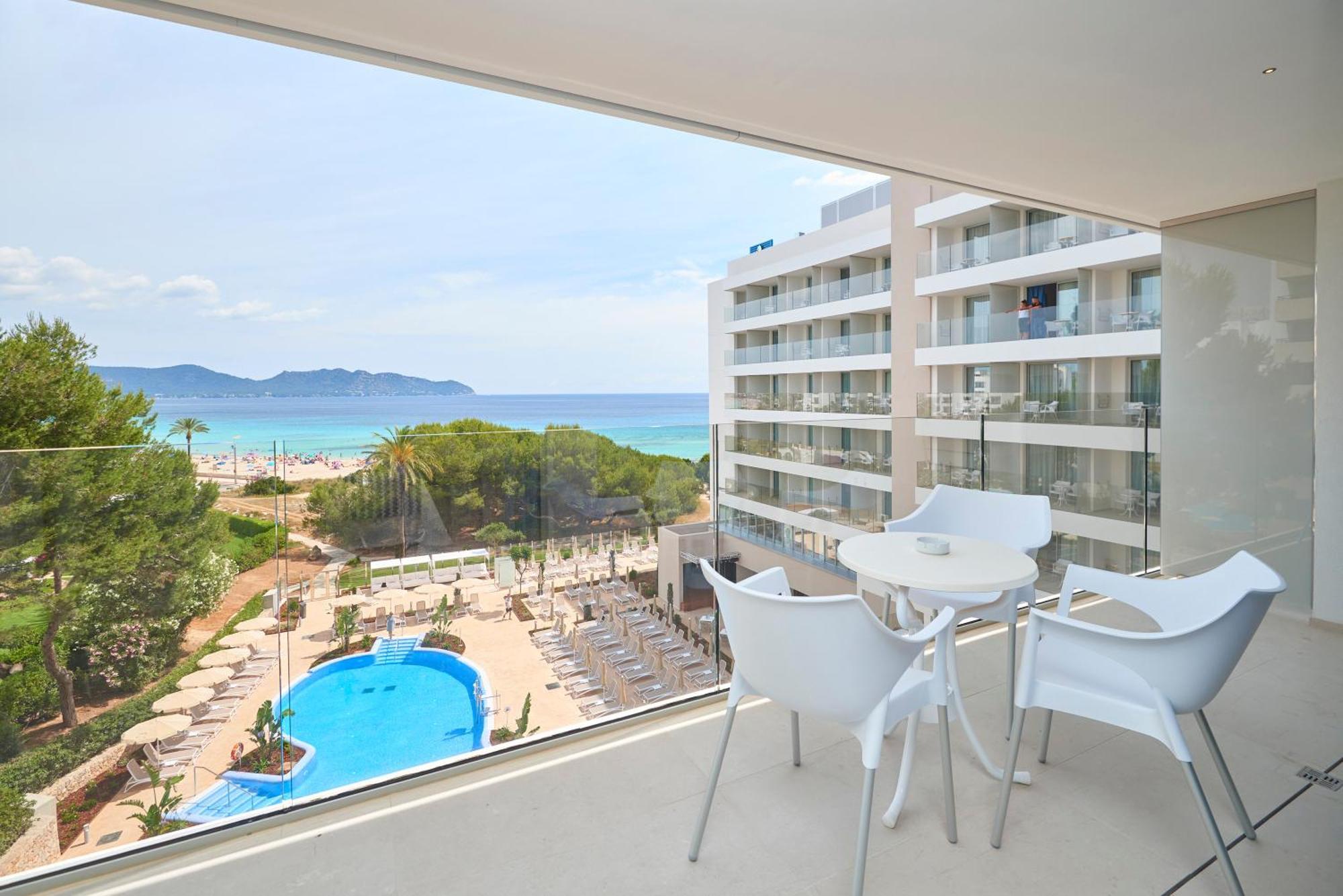 Hipotels Bahia Cala Millor - Adults Only Ngoại thất bức ảnh